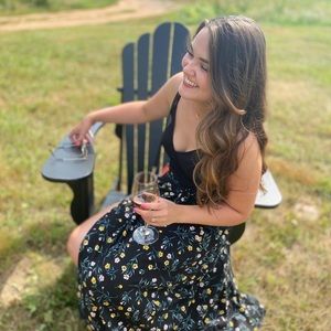 Meet your Posher, Laura